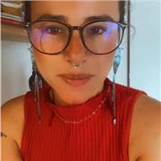 Experta en primera infancia e infancia con experiencia en estimulación adecuada y oportuna